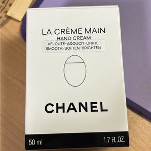 ✨BRAND NEW✨ Chanel La Crème Main hand cream